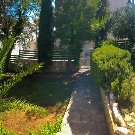 Sv.nikole דירה